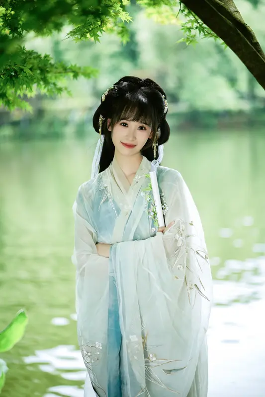 [YITUYU艺图语]2025.01.22 小师妹 春娇 5